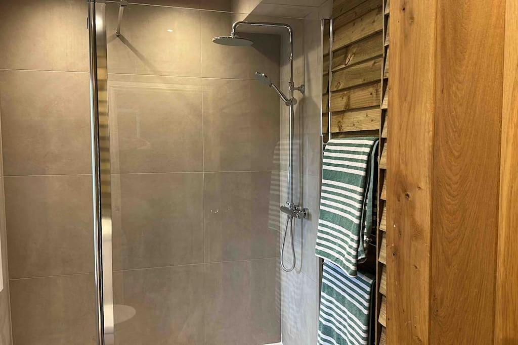 Beautiful Cotswold Couples Retreat Villa Bourton-on-the-Water Екстериор снимка
